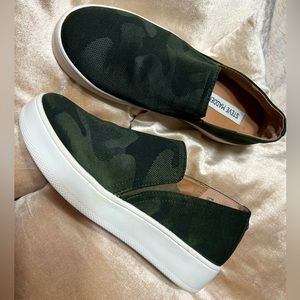 Steve Madden Zayna Slip On Sneaker